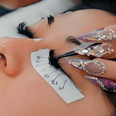 EYELASH CLASSES